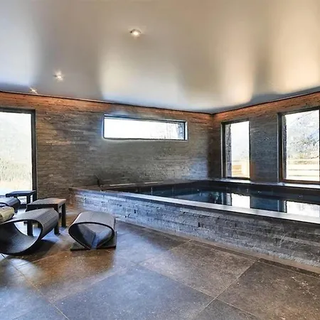 Сasa de vacaciones Wonderful Private Pool Sauna Jacuzzi
